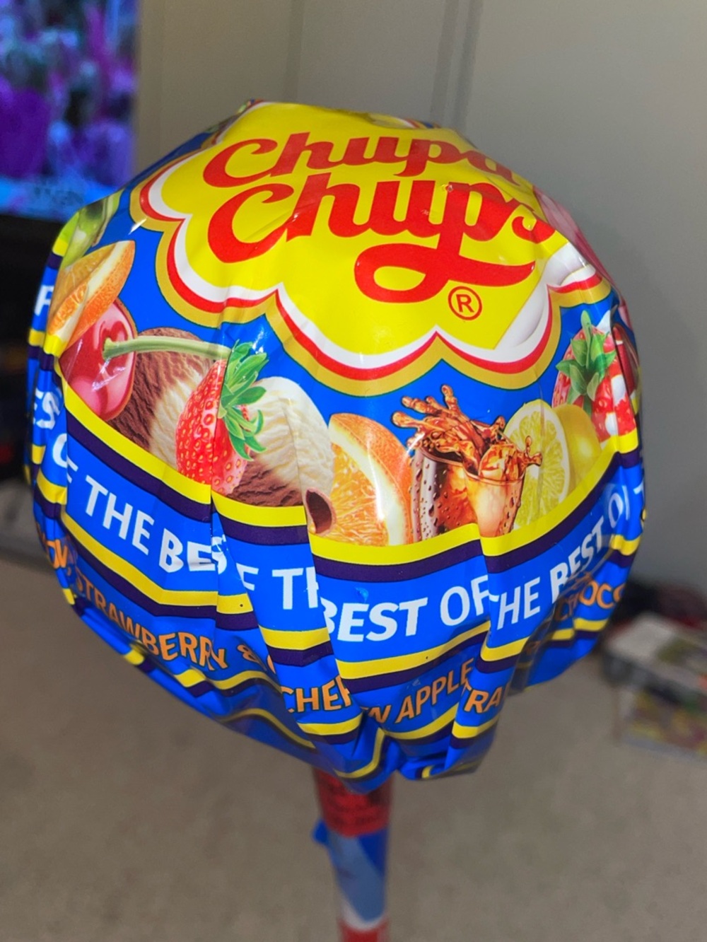 Giant Lollipop - 8 assorted pops inside-Flavor Mix
